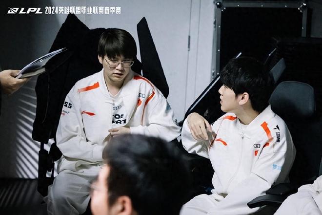 总比分2 总比分2